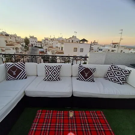 With Private Pool And Rooftop Bar With Bbq